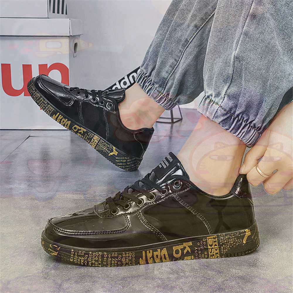 Round Foot Size 45 Sneakers Wh - Tech Accessories Business 评论和价格